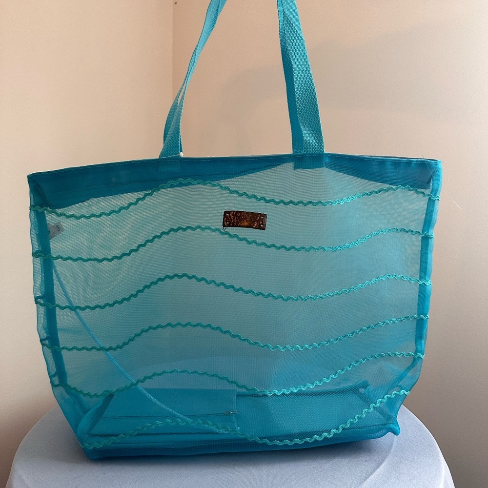 NWT La Vie en Rose Mesh Bag Beach Purse Beach Bag